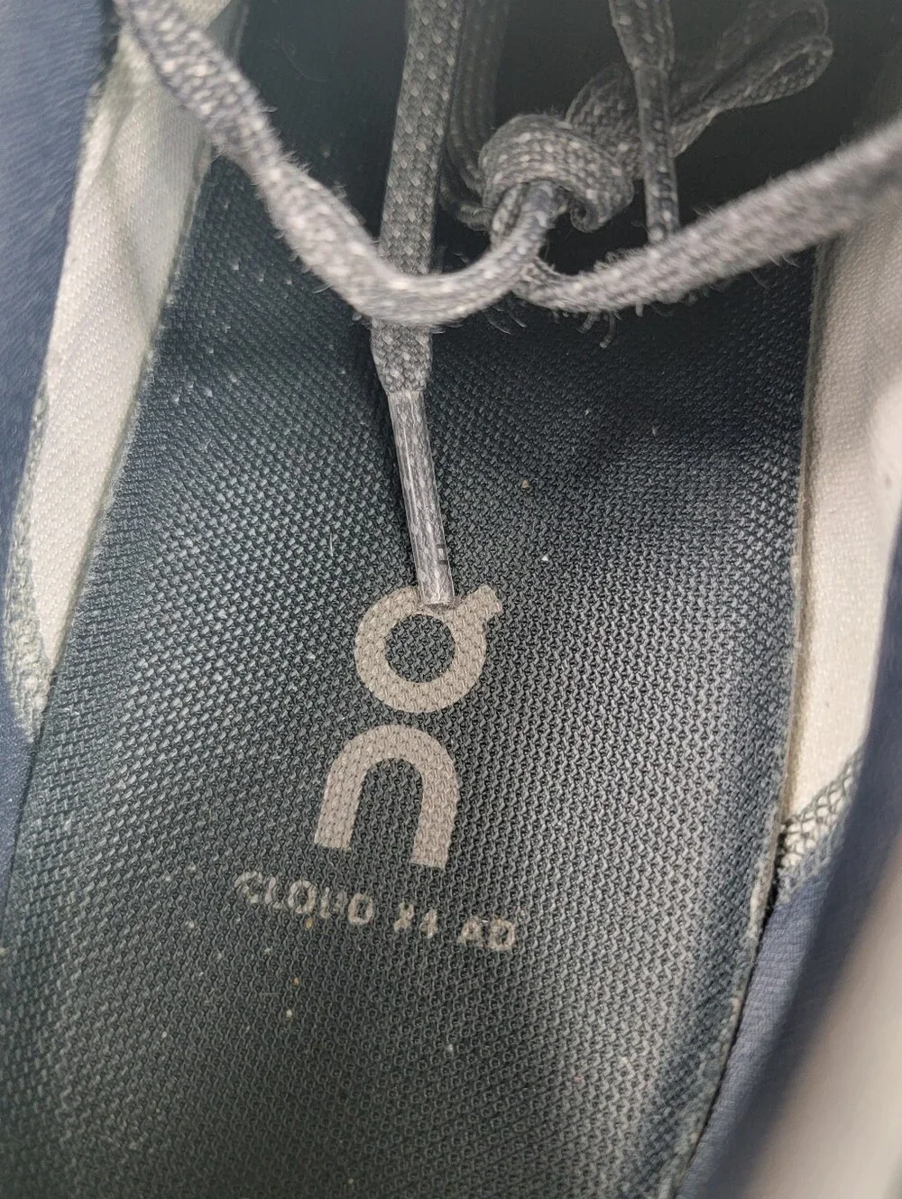 On Running Cloud X 4 AD Mens 10.5 - Picture 7 of 10